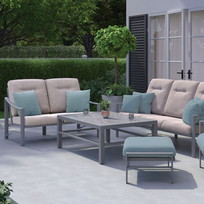 Kenzo Cushion Love Seat