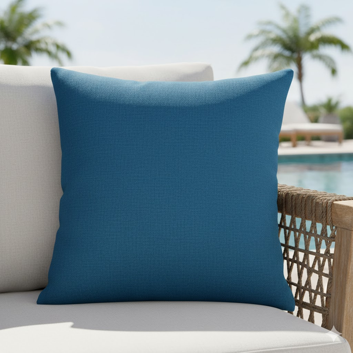 Throw Pillow Knife Edge 18"x18"