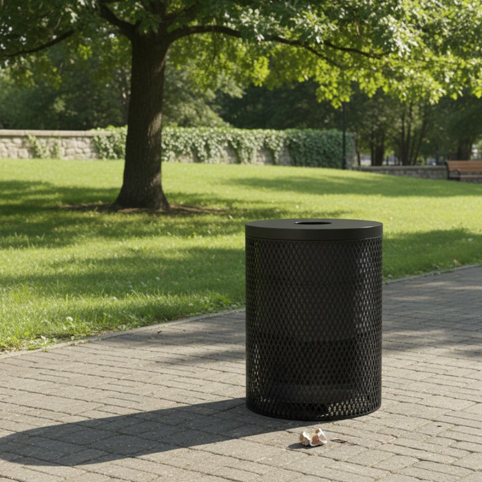 Standard Ultra Leisure Trash Receptacle