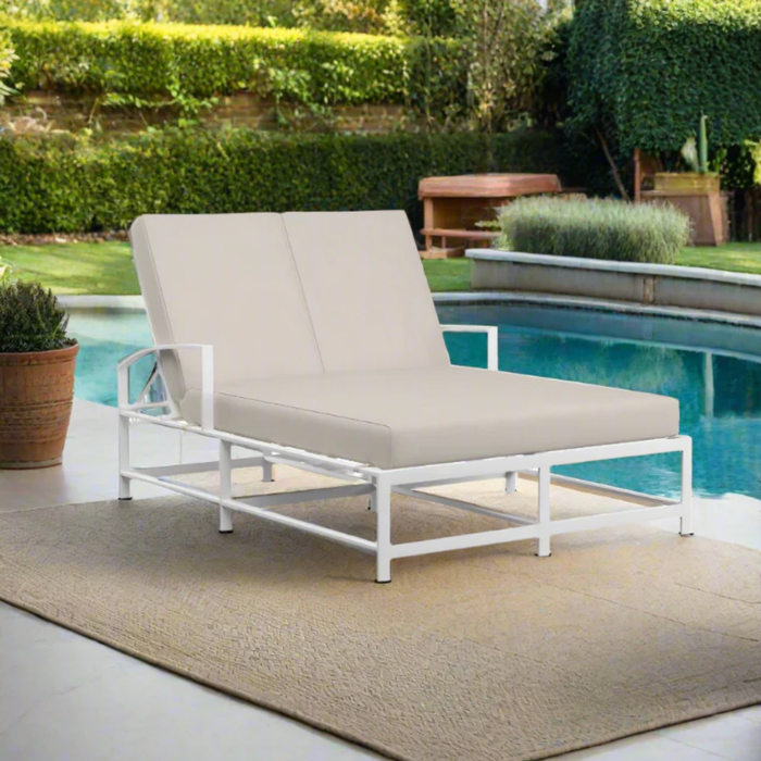 Bristol Double Chaise