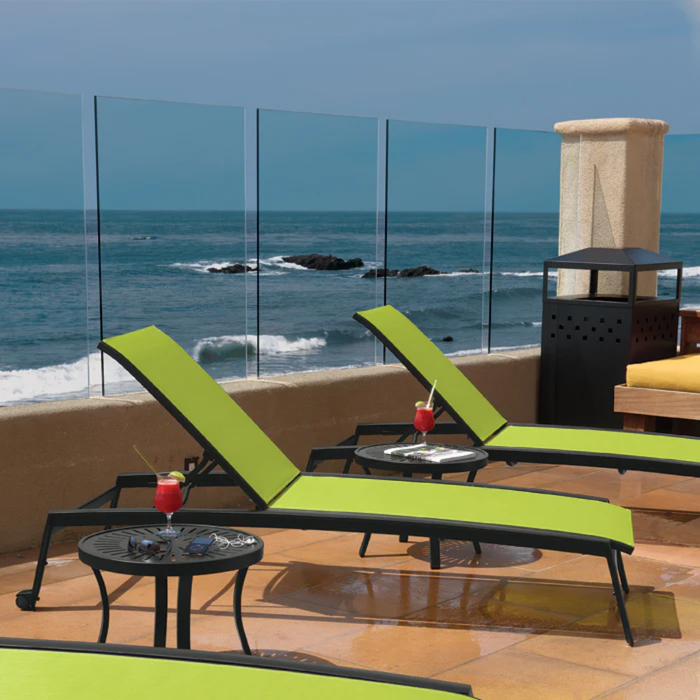 Elance Relaxed Sling Chaise Lounge with Wheels